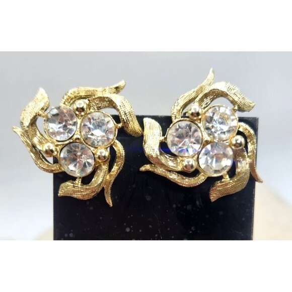 Gold Tone Clip On Earrings Swirl With 3 Rhinestones In Center - Picture 1 of 3
